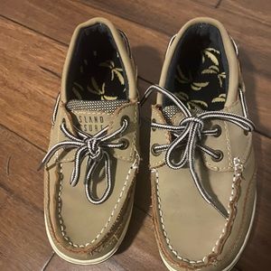Boys Brown island surf Dress shoes size 2